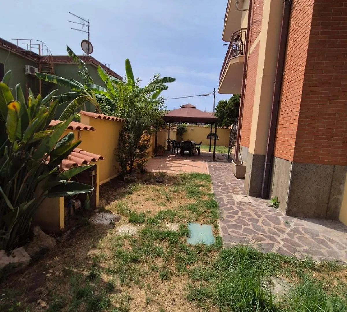 Apartament Madi House Fiumicino 0*,
